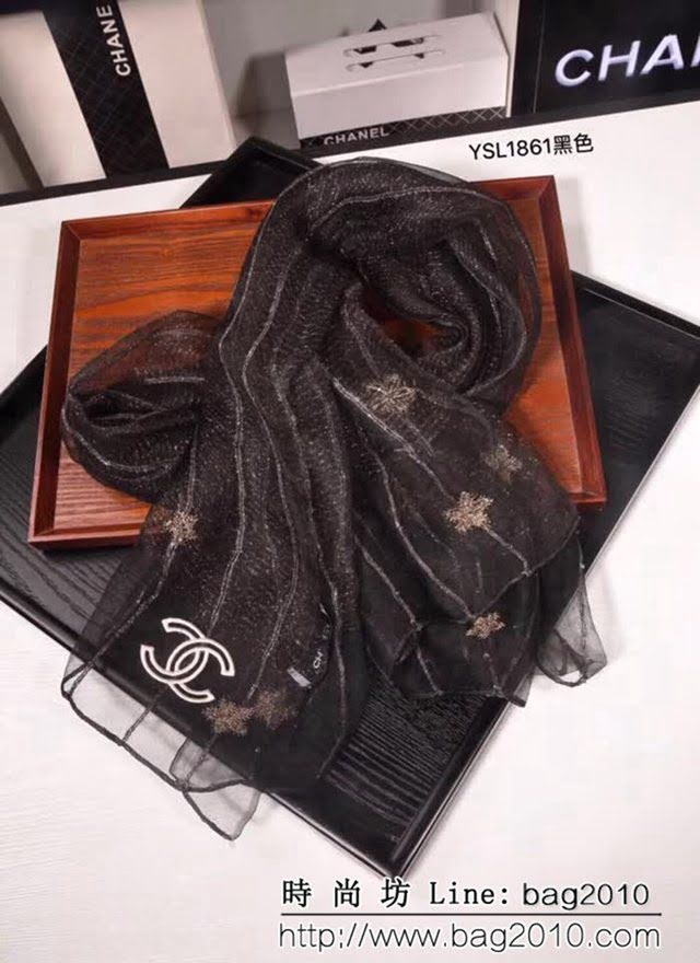 CHANEL香奈兒 2018秋冬專櫃刺繡真絲羊毛長圍巾 YSM1861 LLWJ6167